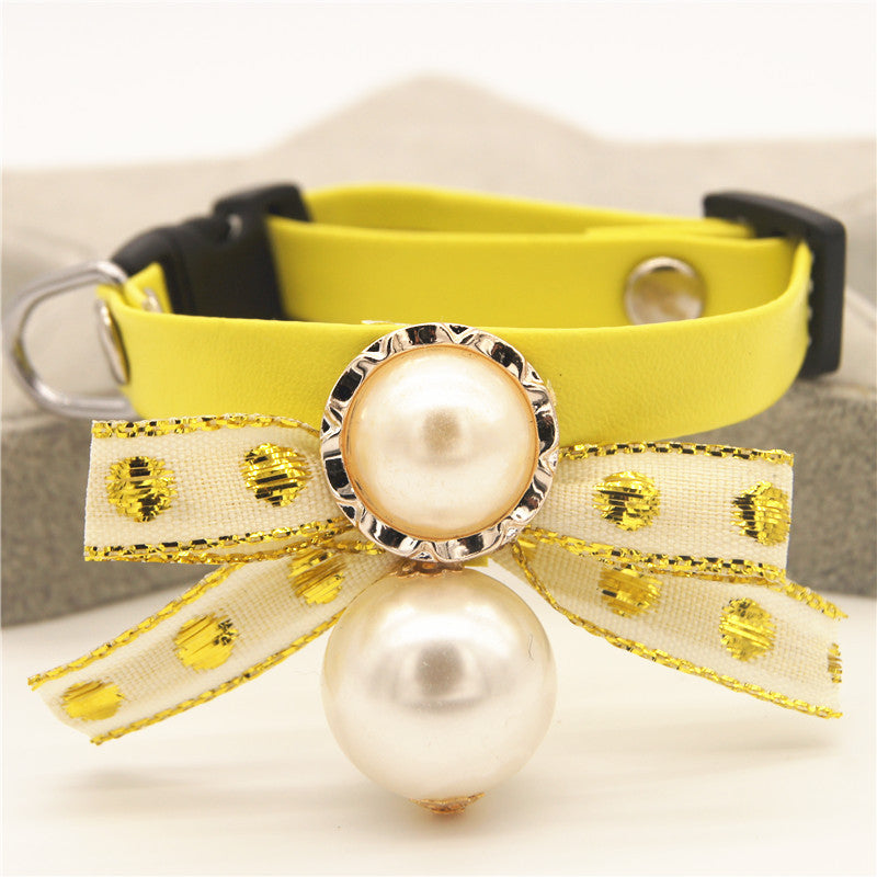Seven-color Pearl Bow Cat And Dog Neck Flower Pet - lifestyle view - PET'S FUN | premium pet products