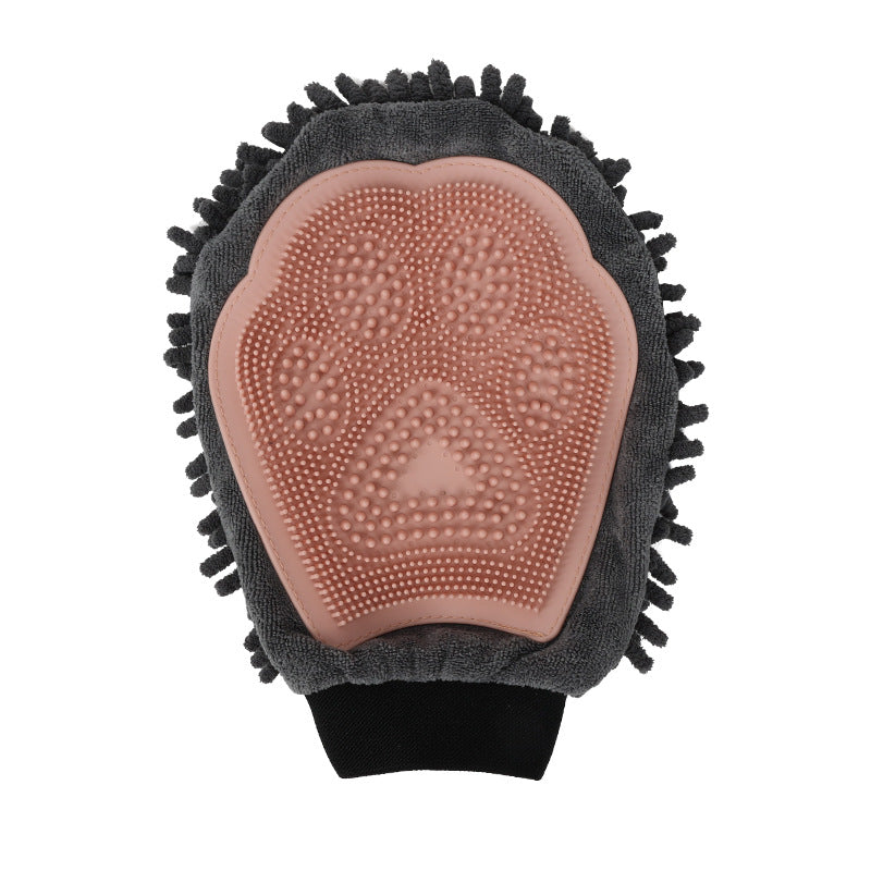 Pet Bathing Brush 2-in-1 Grooming Glove Elegant Dog - lifestyle view - PET'S FUN | pet supplies