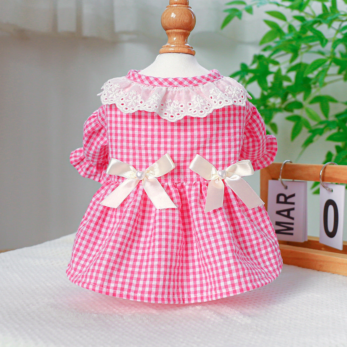 Pet Ring Dog Clothing Cat Clothes Bow Lace Collar Edge - back view - PET'S FUN | pet play