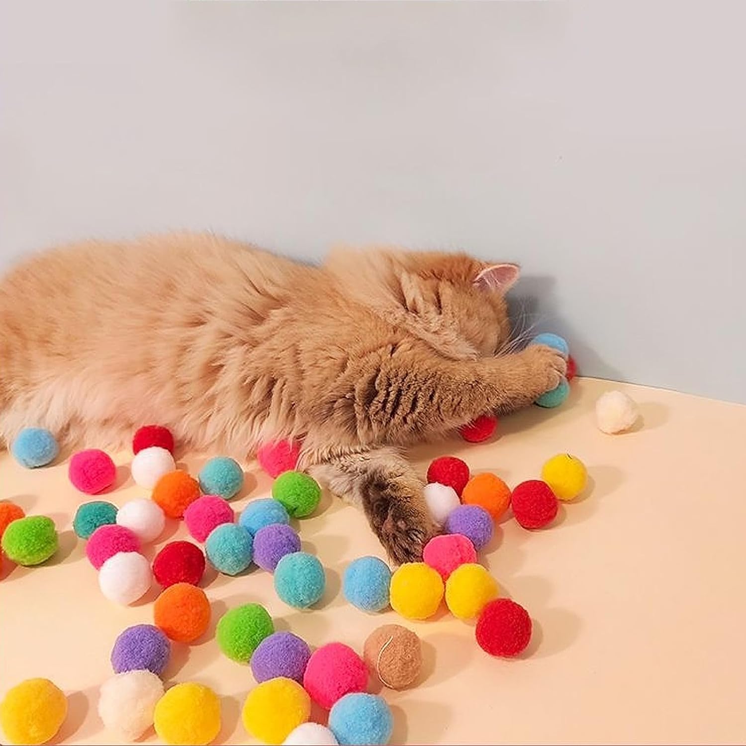 Cat Toy Ball Launcher Gun Cat Fetch Toy Gun Shooter - back view - PET'S FUN | cat accessories