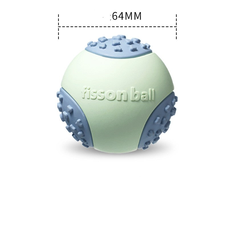 Floating Interactive Rubber Dog Toy Ball - lifestyle view - PET'S FUN | dog entertainment