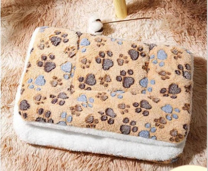 Fashion Pet Cat Four Seasons Mat Blanket - front view - PET'S FUN | cat play